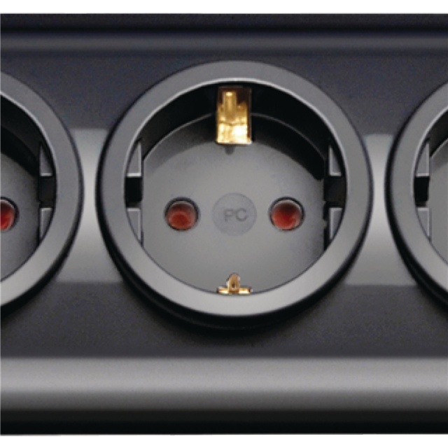 brennenstuhl Bølge Beskyttet Udvidelses Sokkel Primera-Tec 7-vejs2.00 m - Beskyttelseskontakt