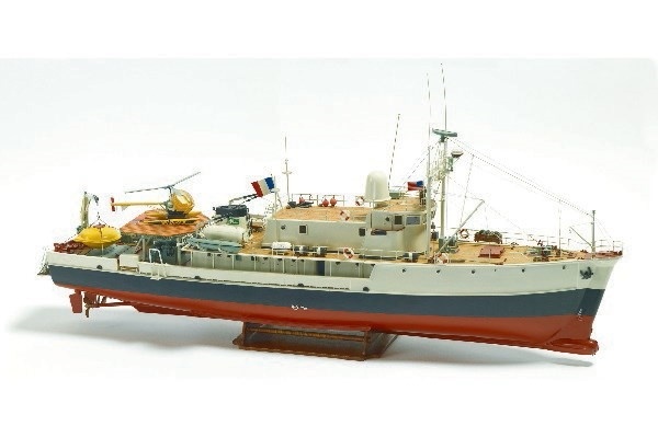 Billing Boats 1:45 Calypso - plastic hull