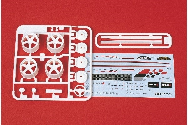 Tamiya 1/24 Nissan GT-R(R34) Nismo dress-up dele
