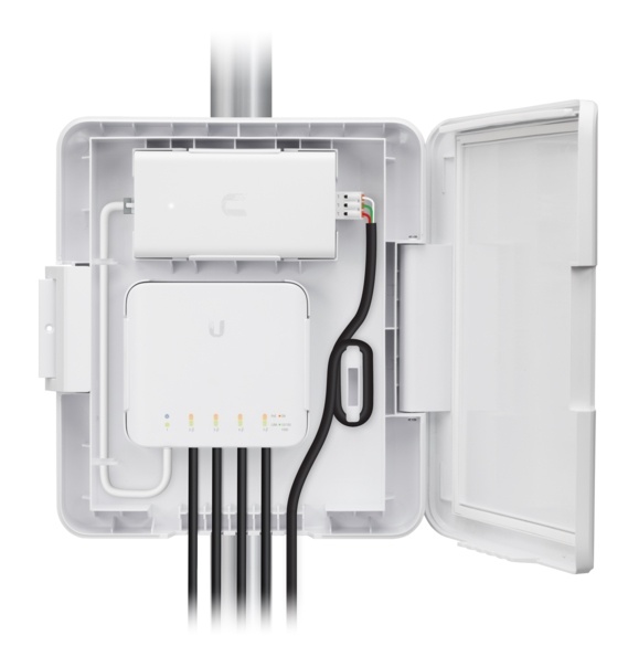 UniFi Flex Switch Adapter Kit for Street Light Pole Applications