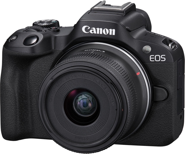 Canon EOS R50 systemkamera + 18-45 mm objektiv