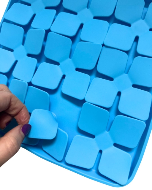 Confetti Dogs Slikkemåtte med blade 20 x 20 cm - (PLE7364S)