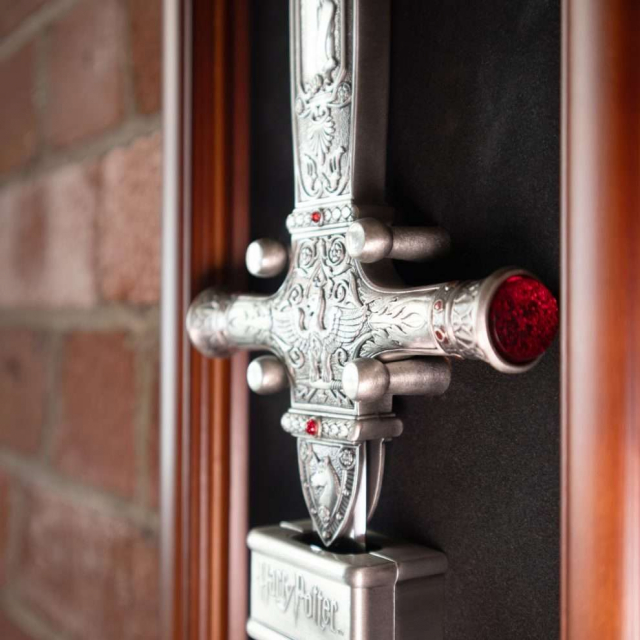 Noble Collection Godric Gryffindors sværd - Harry Potter