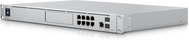 Ubiquiti UniFi Dream Machine SE-switch og firewall