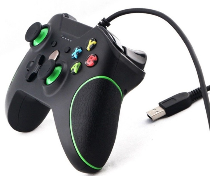 Trådad handkontroll till Xbox One/One S/One X, Svart i gruppen HJEMMEELEKTRONIK / Spilkonsoller og tilbehør / Xbox One hos TP E-commerce Nordic AB (38-39828)