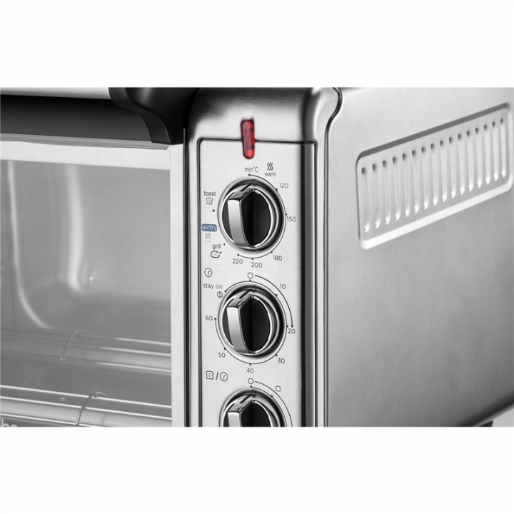 Russell Hobbs Luftfritös Ugn 26095-56 Expres i gruppen HJEM, HUS & HAVE / Husholdningsapparater / Airfryers & Friture hos TP E-commerce Nordic AB (38-46026)