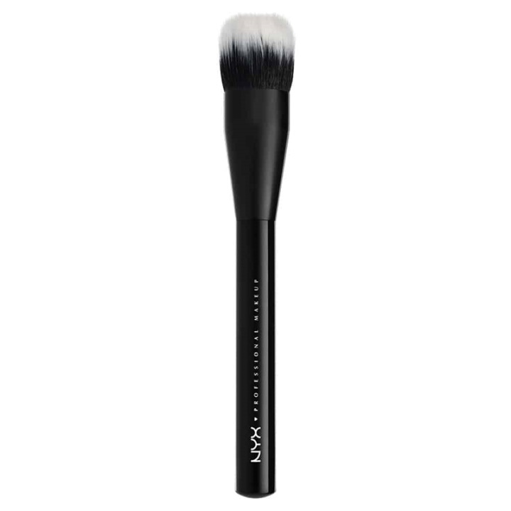 NYX PROF. MAKEUP Pro Dual Fiber Foundation Brush i gruppen SKØNHED & HELSE / Makeup / Værktøj & Makeup sæt / Børster og pensler hos TP E-commerce Nordic AB (38-58594)