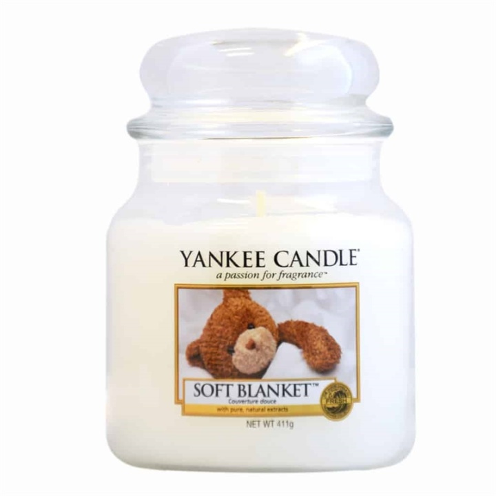 Yankee Candle Classic Medium Jar Soft Blanket Candle 411g i gruppen SKØNHED & HELSE / Duft & Parfume / Øvrig duft / Duftlys hos TP E-commerce Nordic AB (38-59242)