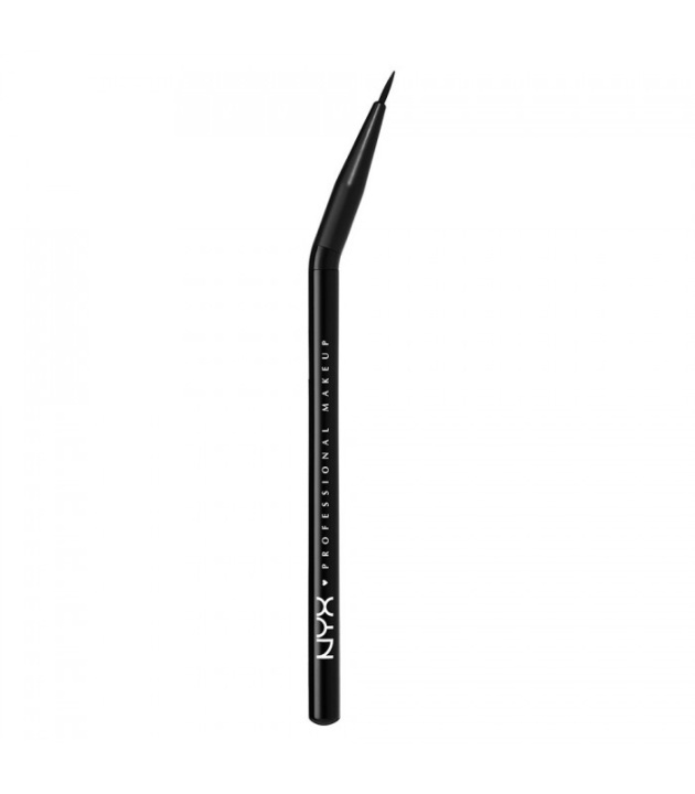 NYX PROF. MAKEUP Pro Angled Eyeliner Brush i gruppen SKØNHED & HELSE / Makeup / Værktøj & Makeup sæt / Børster og pensler hos TP E-commerce Nordic AB (38-69496)