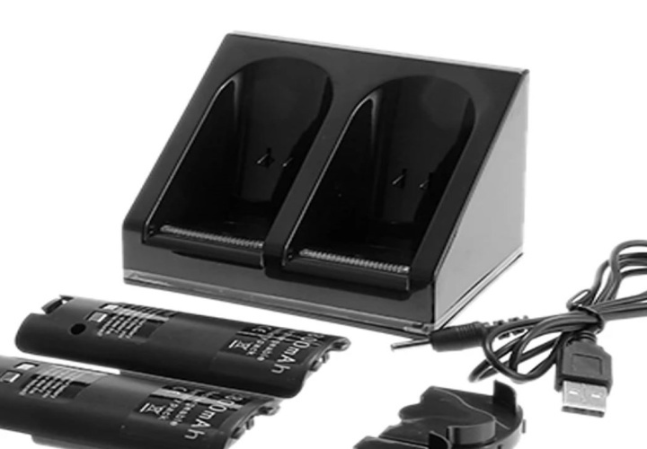 Wii Dock + 2x batteri til Nintendo Wii/Wii U controller, svart i gruppen HJEMMEELEKTRONIK / Spilkonsoller og tilbehør / Nintendo Wii hos TP E-commerce Nordic AB (38-81301)