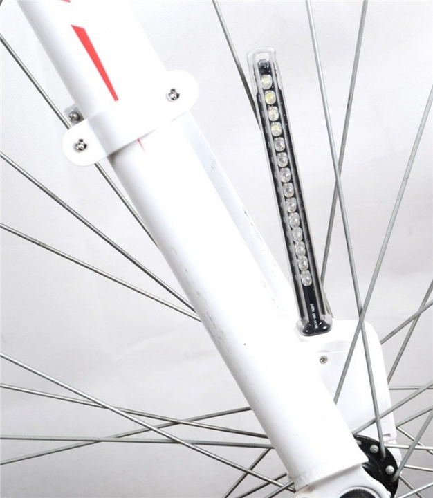 Cykelhjulsbelysning med 40 mønstre og 5 ord i gruppen SPORT, FRITID & HOBBY / Sportsudstyr / Cykel tilbehør / Øvrigt cykel tilbehør hos TP E-commerce Nordic AB (38-82970)