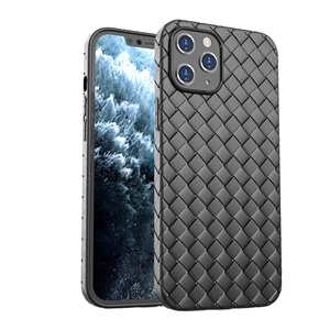 Vævet TPU-etui til iPhone 13 Pro Max, Sort i gruppen SMARTPHONES & TABLETS / Mobil Beskyttelse / Apple / iPhone 13 Pro Max / Cover hos TP E-commerce Nordic AB (38-83138)