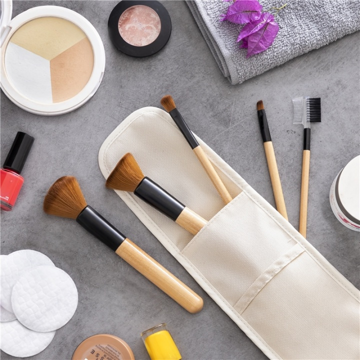 InnovaGoods Miset make-up børster i træ x5 i gruppen SKØNHED & HELSE / Makeup / Værktøj & Makeup sæt / Børster og pensler hos TP E-commerce Nordic AB (38-86510)
