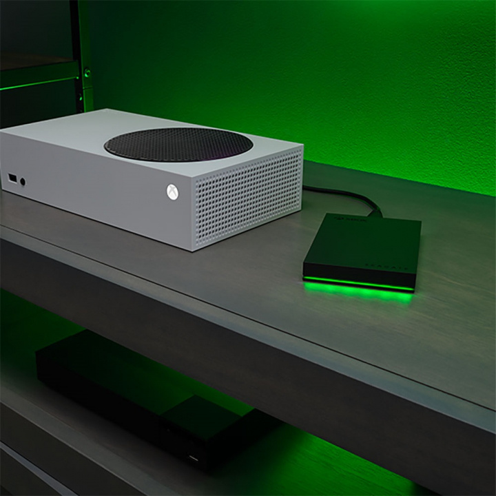 Seagate Xbox Game Drive 4TB till Xbox One och Xbox Series X|S i gruppen HJEMMEELEKTRONIK / Spilkonsoller og tilbehør / Xbox Series X / Tilbehør hos TP E-commerce Nordic AB (38-86832)