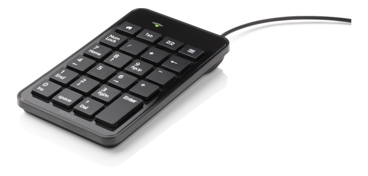 DELTACO numeriskt tangentbord, 23 tangenter, 4 media tangenter, USB, s i gruppen COMPUTERTILBEHØR / Mus og tastatur / Tastatur / Med ledning hos TP E-commerce Nordic AB (38-93590)