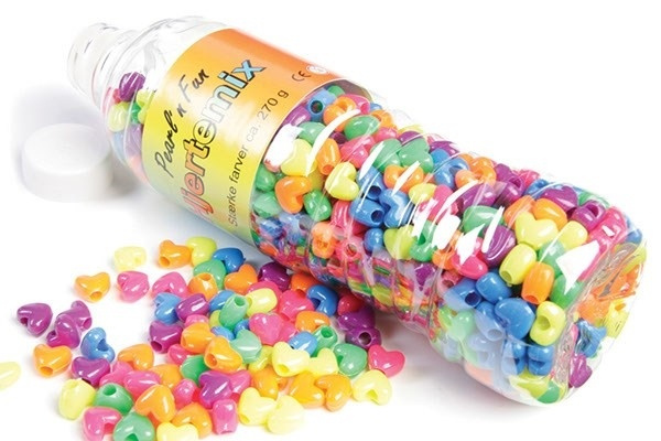 PEARLFUN Pearl`n Fun Hjertemix 270gr stærke farver i gruppen SPORT, FRITID & HOBBY / Hobby / Perler / Plastperler hos TP E-commerce Nordic AB (A05261)