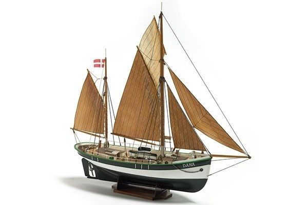 Billing Boats 1:60 Dana - Plastic hull i gruppen SPORT, FRITID & HOBBY / Hobby / Træmodeller / Skib hos TP E-commerce Nordic AB (A05396)