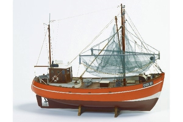 Billing Boats 1:33 CUX 87 (Krabbenkutter) -wooden hull i gruppen SPORT, FRITID & HOBBY / Hobby / Træmodeller / Skib hos TP E-commerce Nordic AB (A05402)
