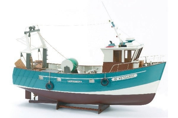 Billing Boats 1:20 Boulogne Etaples -Wooden hull i gruppen SPORT, FRITID & HOBBY / Hobby / Træmodeller / Skib hos TP E-commerce Nordic AB (A05410)