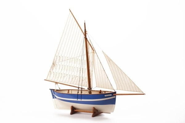 Billing Boats 1:30 ESPERANCE - Wooden hull i gruppen SPORT, FRITID & HOBBY / Hobby / Træmodeller / Skib hos TP E-commerce Nordic AB (A05441)