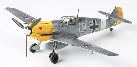 Tamiya 1/72 MESSERSCHMITT BF109E-4/7 i gruppen SPORT, FRITID & HOBBY / Hobby / Plastik modeller / Fly & Helikoptere hos TP E-commerce Nordic AB (A06206)