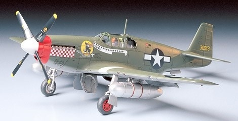 Tamiya 1/48 MUSTANG P-51B i gruppen SPORT, FRITID & HOBBY / Hobby / Plastik modeller / Fly & Helikoptere hos TP E-commerce Nordic AB (A06215)