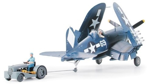 Tamiya 1/48 CORSAIR F4U-1D M/TRAKTOR i gruppen SPORT, FRITID & HOBBY / Hobby / Plastik modeller / Fly & Helikoptere hos TP E-commerce Nordic AB (A06229)