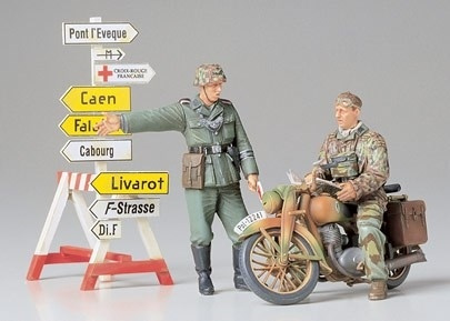 Tamiya 1/35 TYSK MOTORCYKEL ORDONNANS i gruppen SPORT, FRITID & HOBBY / Hobby / Plastik modeller / Militære køretøjer (land) hos TP E-commerce Nordic AB (A06333)