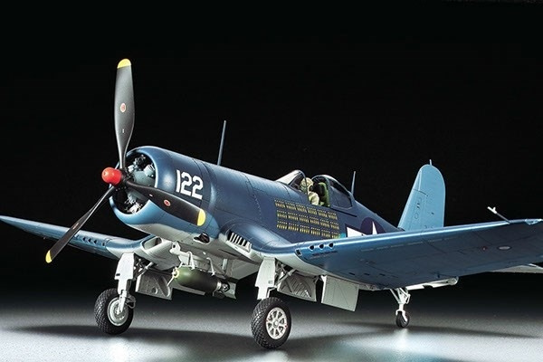 Tamiya 1/32 F4U-1A Corsair i gruppen SPORT, FRITID & HOBBY / Hobby / Plastik modeller / Fly & Helikoptere hos TP E-commerce Nordic AB (A06548)