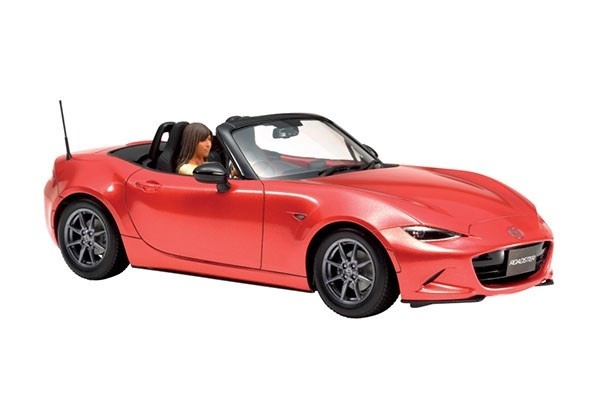 Tamiya 1/24 Mazda MX-5 i gruppen SPORT, FRITID & HOBBY / Hobby / Plastik modeller / Biler hos TP E-commerce Nordic AB (A06598)