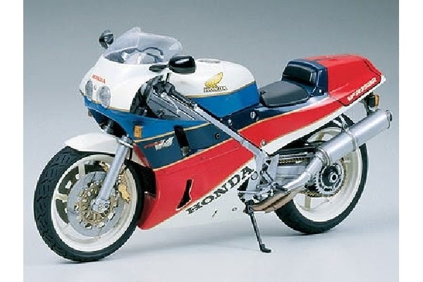 Tamiya 1/12 Honda VFR750R i gruppen SPORT, FRITID & HOBBY / Hobby / Plastik modeller / Motorcykler hos TP E-commerce Nordic AB (A06604)