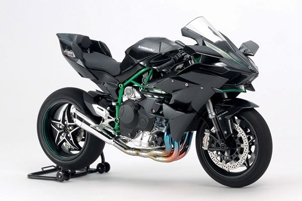 Tamiya 1/12 Kawasaki Ninja H2R1/12 Kawasaki Ninja H2R i gruppen SPORT, FRITID & HOBBY / Hobby / Plastik modeller / Motorcykler hos TP E-commerce Nordic AB (A06619)