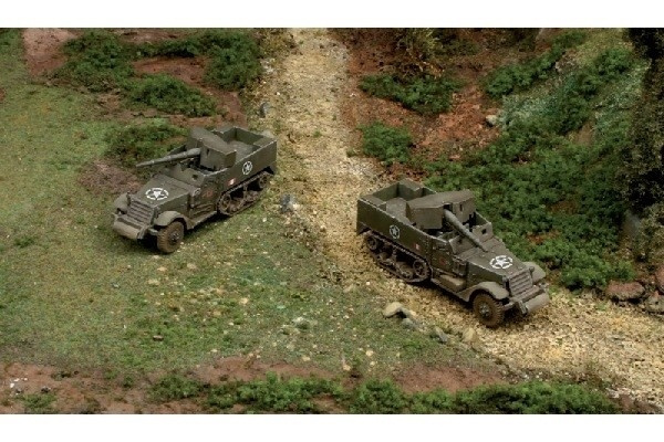 Italeri 1:72 M3 75mm HALF TRACK (2 F.A.) i gruppen SPORT, FRITID & HOBBY / Hobby / Plastik modeller / Militære køretøjer (land) hos TP E-commerce Nordic AB (A07107)