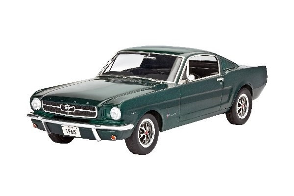 Revell 1965 Ford Mustang 2+2 Fastback i gruppen SPORT, FRITID & HOBBY / Hobby / Plastik modeller / Biler hos TP E-commerce Nordic AB (A07891)