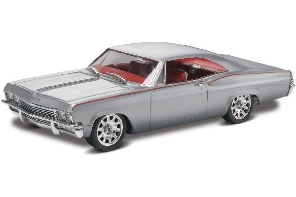 Revell 1965 Chevy Impala i gruppen SPORT, FRITID & HOBBY / Hobby / Plastik modeller / Biler hos TP E-commerce Nordic AB (A07971)