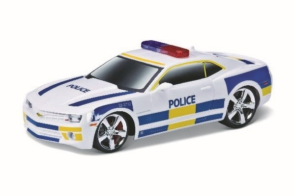 Chevrolet Camaro SS RS, Polis, 1:24 med Motorljud i gruppen LEGETØJ, BØRN & BABY / Legetøj / Legetøjsbiler hos TP E-commerce Nordic AB (A09604)
