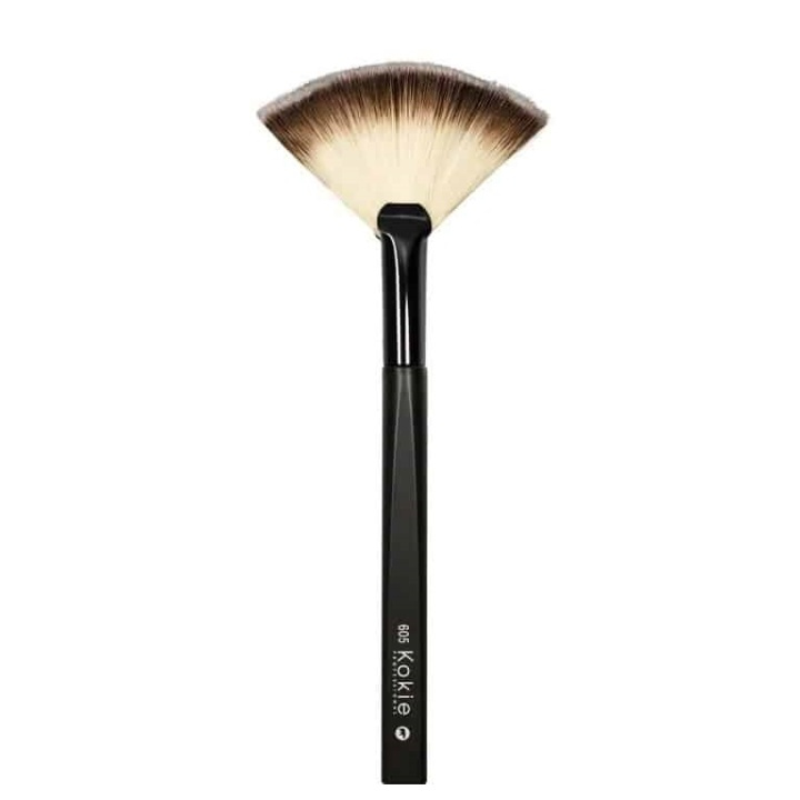 Kokie Fan Brush BR605 i gruppen SKØNHED & HELSE / Makeup / Værktøj & Makeup sæt / Børster og pensler hos TP E-commerce Nordic AB (A11266)