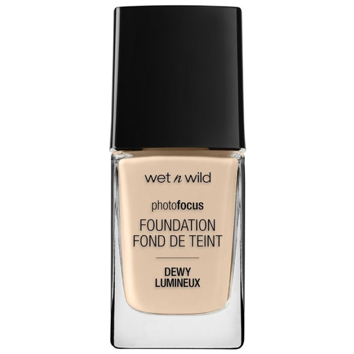 Wet n Wild Photo Focus Dewy Foundation - Nude Ivory i gruppen SKØNHED & HELSE / Makeup / Makeup ansigt / Foundation hos TP E-commerce Nordic AB (A13215)