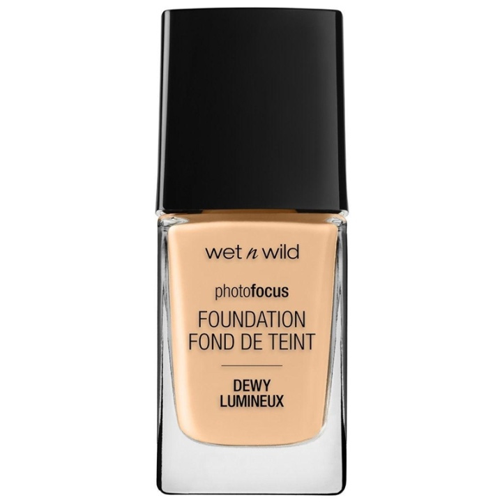 Wet n Wild Photo Focus Dewy Foundation - Soft Beige i gruppen SKØNHED & HELSE / Makeup / Makeup ansigt / Foundation hos TP E-commerce Nordic AB (A13216)