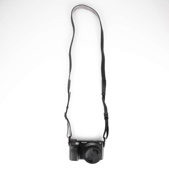 BUFFALO Kamerarem Classic 16mm Sort i gruppen HJEMMEELEKTRONIK / Foto og video / Fotografi udstyr / Andet hos TP E-commerce Nordic AB (C01789)