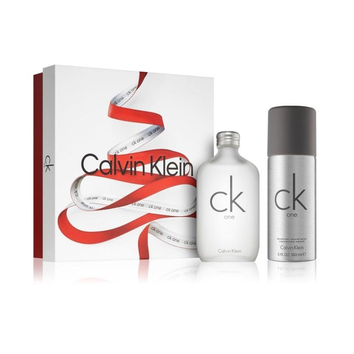 Giftset Calvin Klein Ck One Edt 100ml + Deo Spray 150ml i gruppen SKØNHED & HELSE / Gaveæske / Gaveæske til ham hos TP E-commerce Nordic AB (C03095)