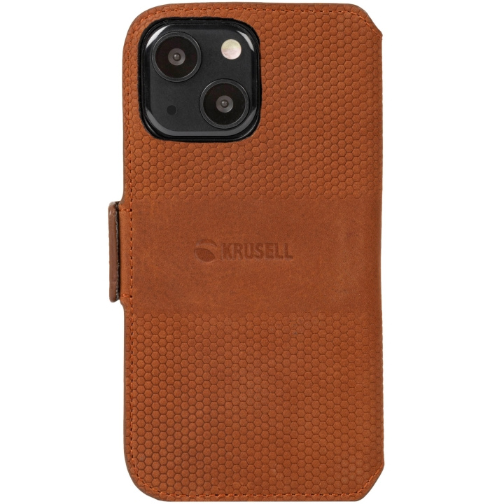 Krusell Leather Phone Wallet iPhone 13 Mini Cognac i gruppen SMARTPHONES & TABLETS / Mobil Beskyttelse / Apple / iPhone 13 Mini / Cover hos TP E-commerce Nordic AB (C08753)