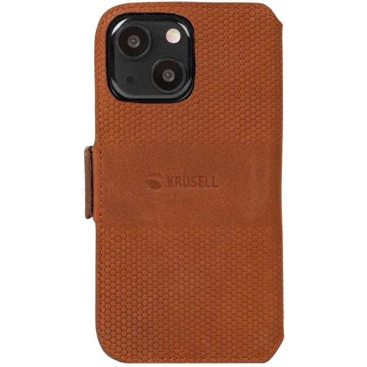 Krusell Leather Phone Wallet iPhone 13 Cognac i gruppen SMARTPHONES & TABLETS / Mobil Beskyttelse / Apple / iPhone 13 / Cover hos TP E-commerce Nordic AB (C08754)