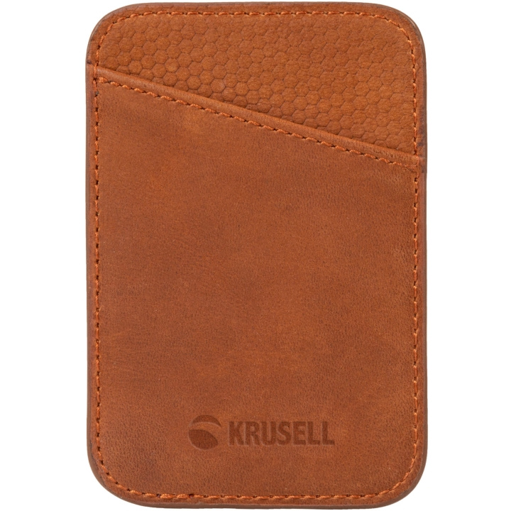 Krusell Magnetic Card Holder Cognac i gruppen SMARTPHONES & TABLETS / Mobil Beskyttelse / Apple / iPhone 13 Pro Max / Cover hos TP E-commerce Nordic AB (C08760)