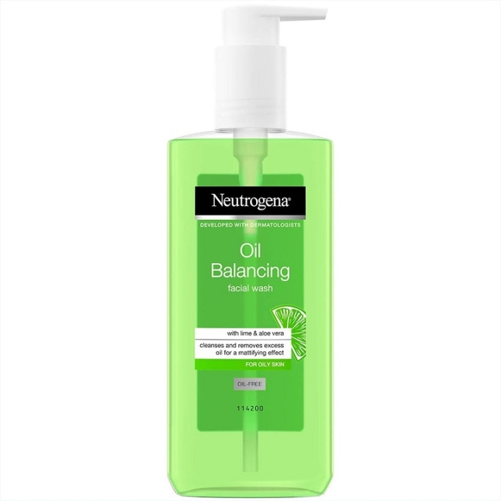 Neutrogena Oil Balancing Facial Wash 200 ml i gruppen SKØNHED & HELSE / Hudpleje / Ansigt / Rengøring hos TP E-commerce Nordic AB (C10403)