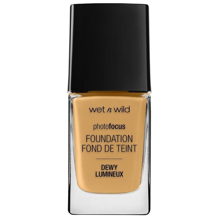 Wet n Wild Photo Focus Dewy Foundation - Desert Beige i gruppen SKØNHED & HELSE / Makeup / Makeup ansigt / Foundation hos TP E-commerce Nordic AB (C10688)