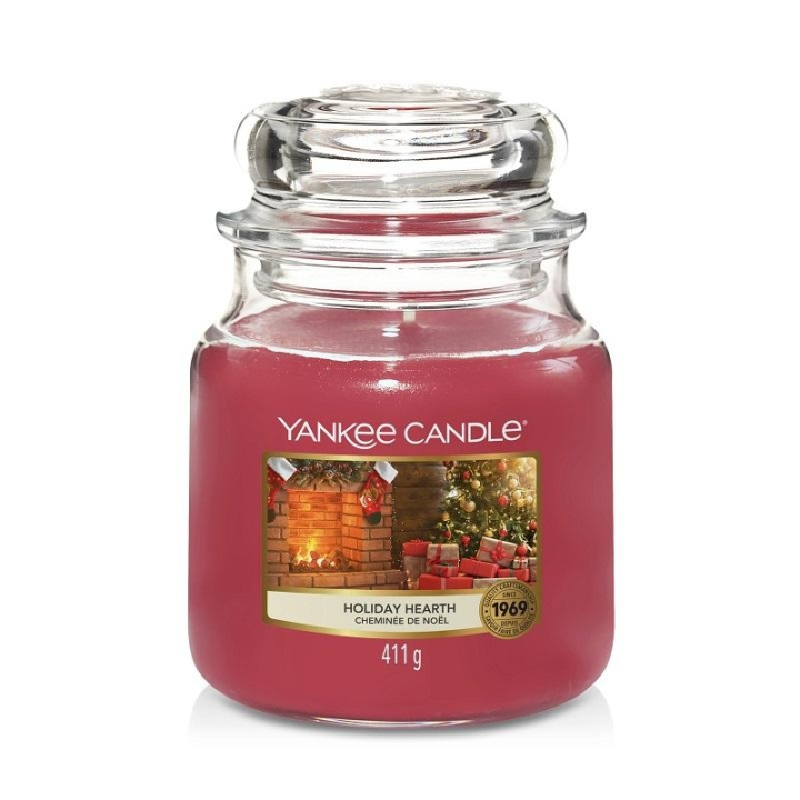 Yankee Candle Classic Medium Jar Holiday Hearth 411g i gruppen SKØNHED & HELSE / Duft & Parfume / Øvrig duft / Duftlys hos TP E-commerce Nordic AB (C14040)
