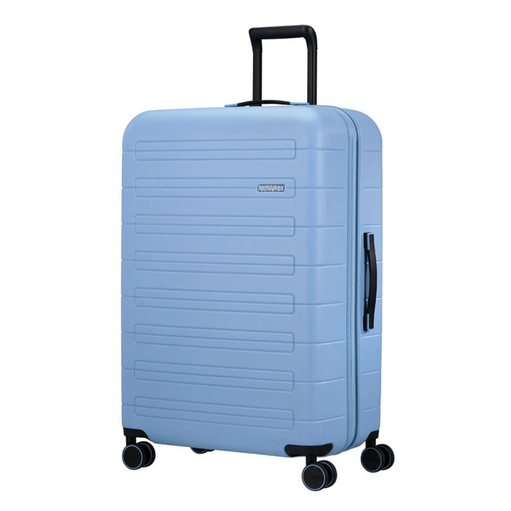 American Tourister Nova Stream Spinner 77/28 Expand Pastel blå i gruppen SPORT, FRITID & HOBBY / Rejsetilbehør / Rejsetasker hos TP E-commerce Nordic AB (C17068)