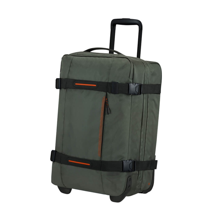 AMERICAN TOURISTER Urban Track Duffel Taske/WH Small Grøn i gruppen SPORT, FRITID & HOBBY / Rejsetilbehør / Rejsetasker hos TP E-commerce Nordic AB (C17072)