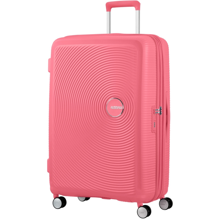 American Tourister Soundbox Resväska 77 Exp. Sun Kissed Coral i gruppen SPORT, FRITID & HOBBY / Rejsetilbehør / Rejsetasker hos TP E-commerce Nordic AB (C22191)